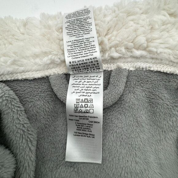 POTTERY BARN | One Size Teen Gray Cream Faux-Fur Trim Hooded Belted Robe Pockets - Picture 5 of 9